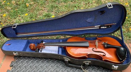 Full size violin - 4/4,