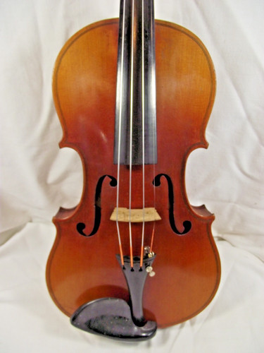 Old fullsize violin - old,